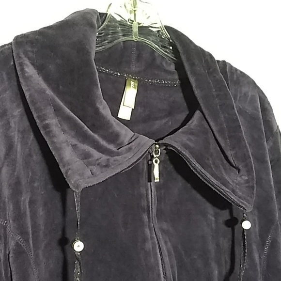 FINAL MARKDOWN LADIES' White Stag Velour Zip Front Jacket xl - Picture 2 of 6